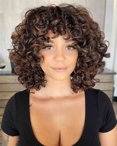 hairstyles short curly hair